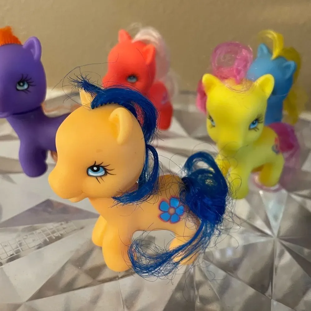 Hi-Go ponies set of 5